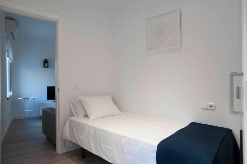 Moderno Apartamento En Plaza Merced Malaga Ngoại thất bức ảnh