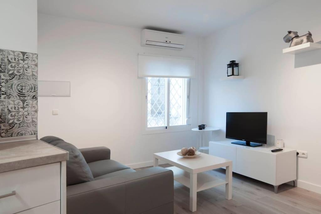 Moderno Apartamento En Plaza Merced Malaga Ngoại thất bức ảnh
