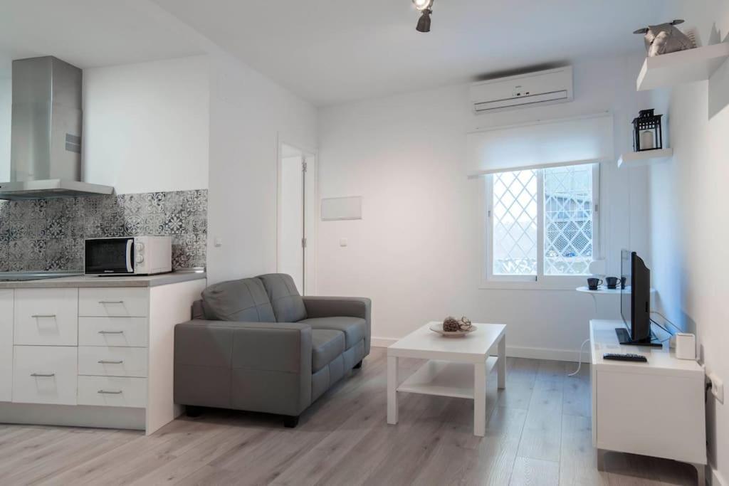 Moderno Apartamento En Plaza Merced Malaga Ngoại thất bức ảnh