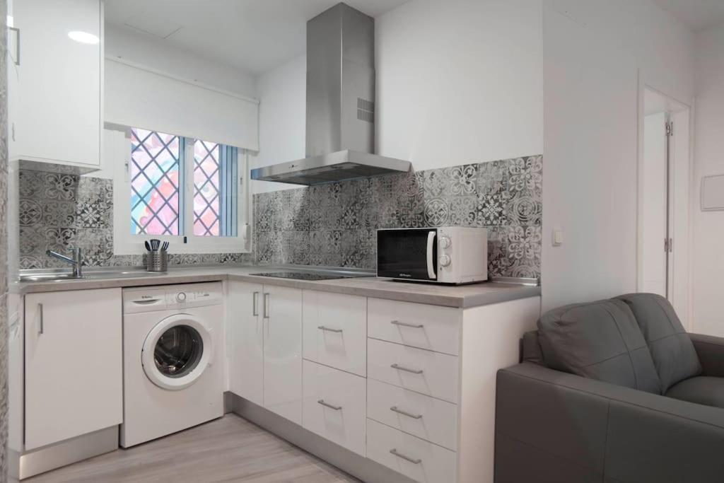 Moderno Apartamento En Plaza Merced Malaga Ngoại thất bức ảnh